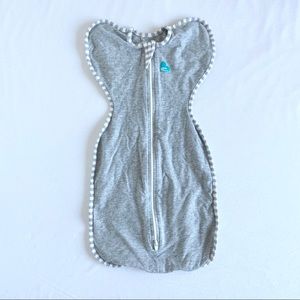 Love to Dream Swaddle. Gray. Size Newborn.